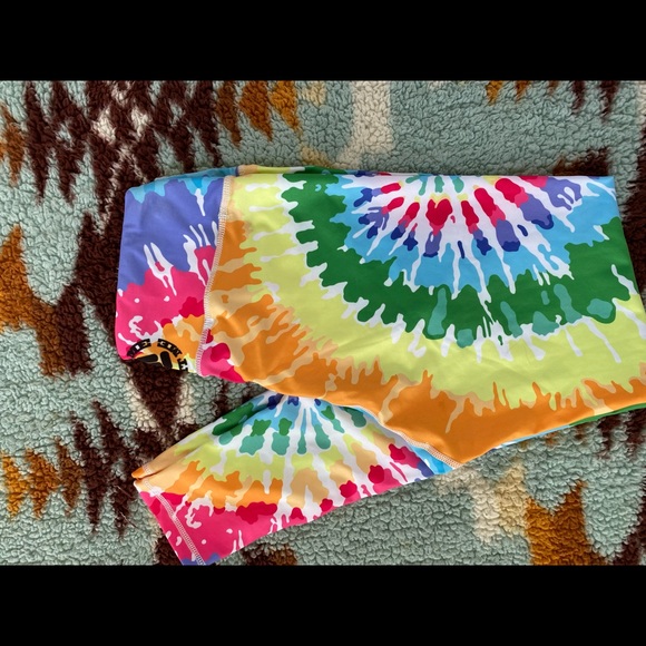 Feed me fight me leggings - Picture 3 of 4